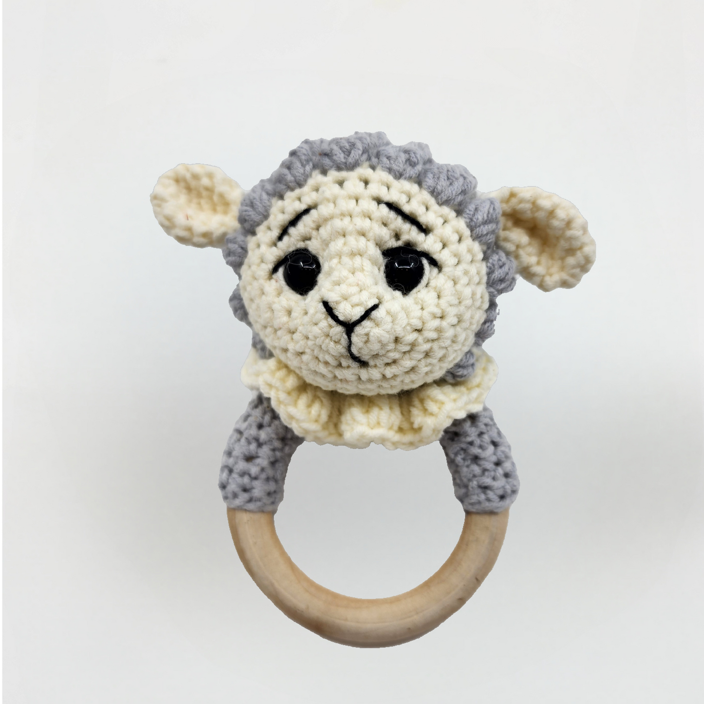 Crochet stuffed toy Baby Shaker